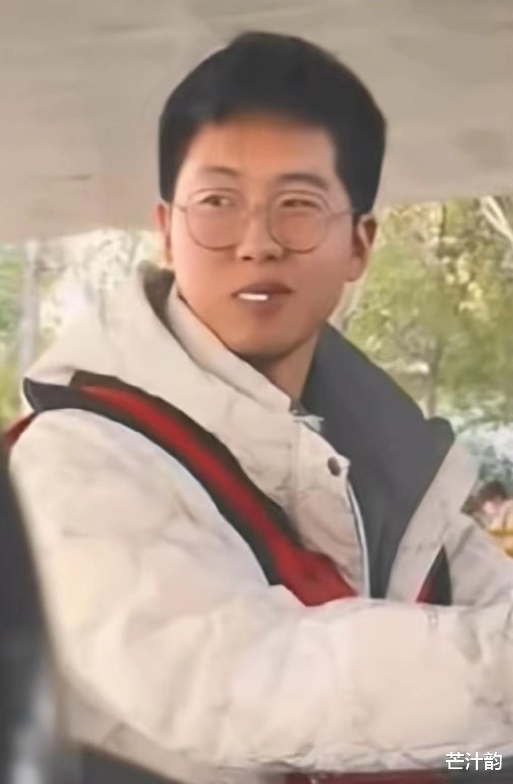 孙海洋女儿官宣恋情,男方穿搭价格高达上万,孙悦维护男友三观正