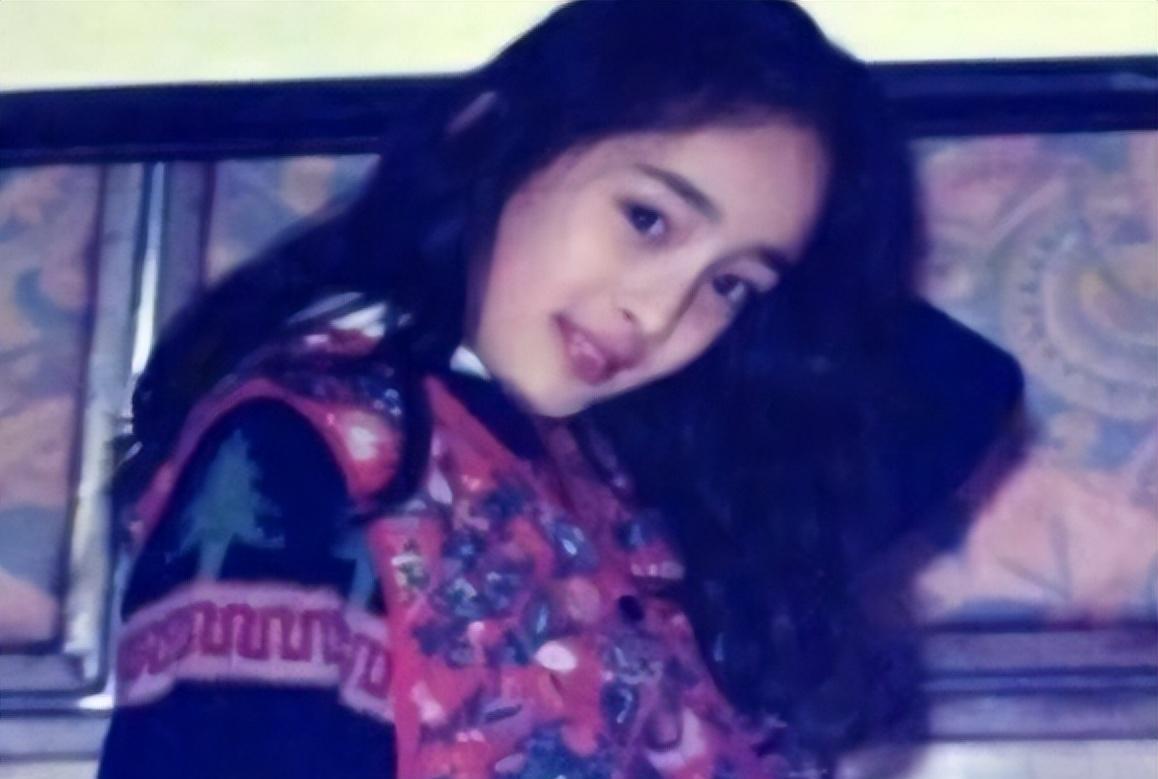 杨幂版“硅胶娃娃”日本展览，宅男成主要消费者，网友：收钱了吧