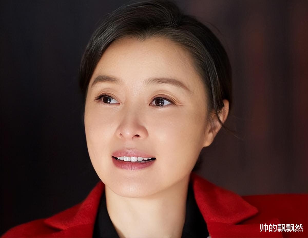 吴越|演员吴越:我虽没结婚,但不代表没伴侣,女人一生不该只有婚姻