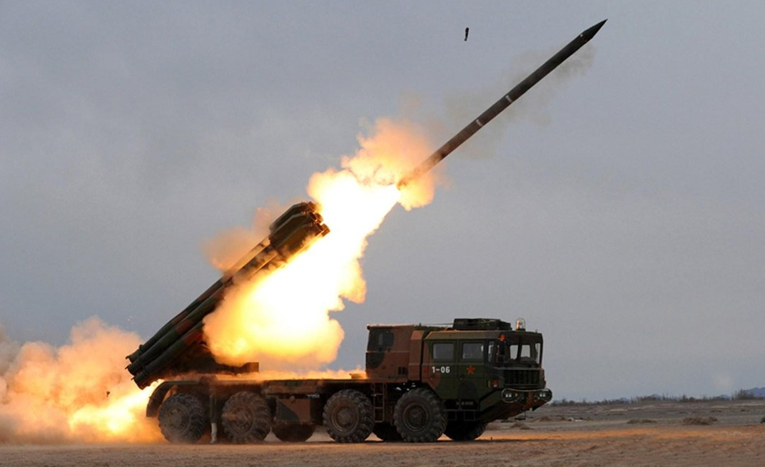 191型箱式火箭炮:部署于福建海岸,轻松实现隔海精准打击 - 军事资讯