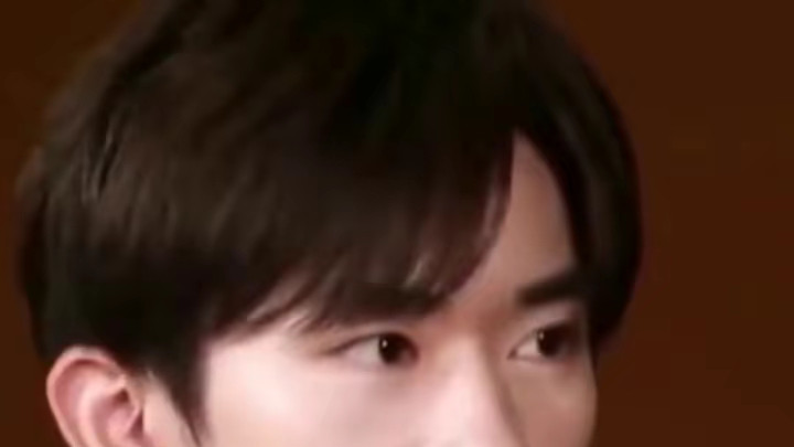 易烊千玺主演新电影《小小的我》，饰演脑瘫，有望拿奖！