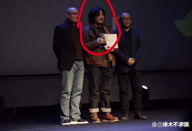 23岁任敏恋情曝光，男方行为邋遢素质低，被嘲是“发福版王大治”