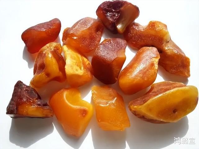 如何盘玩蜜蜡手串才是对的？其实并不复杂！