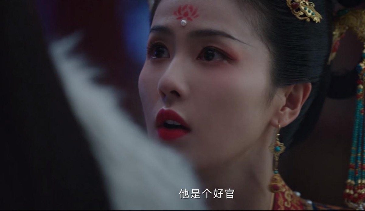 才播6集,就夺榜单冠军,这是11月份第一部让我熬夜狂追的黑马剧