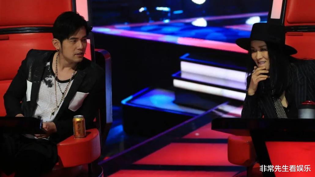 炎亚纶|4大全新导师，新增唱跳赛道，反向转椅选人，今年的好声音你看吗