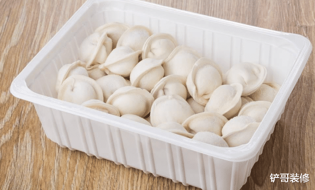 饺子|超市里几块钱一袋的冻饺子，能吃吗？超市员工：白给都不吃