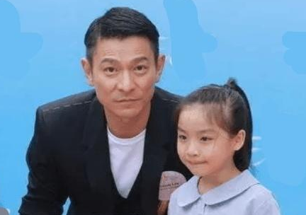 刘德华的女儿出生即赢在起跑线!住6亿豪宅,或能继承数十亿身家