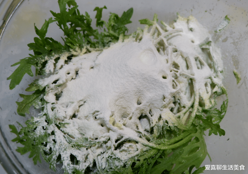 茼蒿|这菜人称“皇帝菜”,有蒿之清气、菊之甘香,常吃好处多,别不懂吃!分享5种好处做法