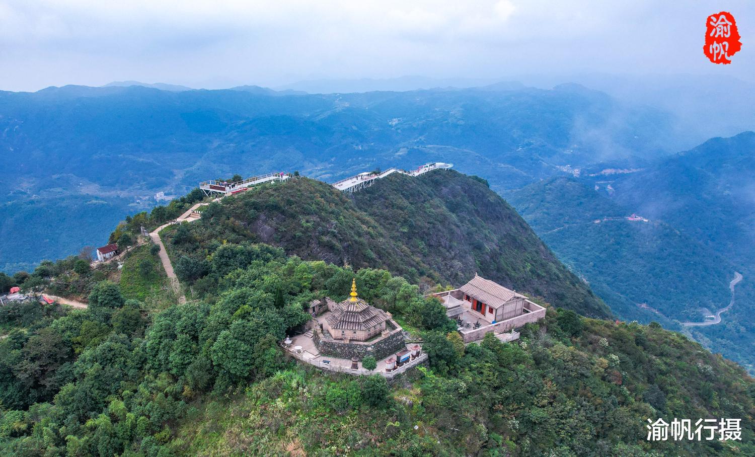 贡嘎|圣井山龙脊栈道与观星台，15元领略150元美景，赏花观星拍照皆美