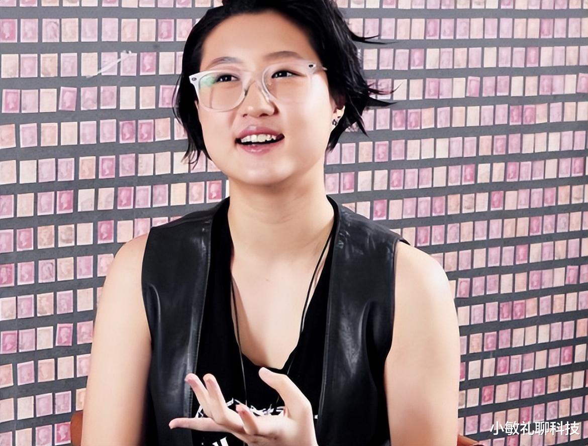 宁愿异国流浪也不回国，“小龙女”吴卓林，已经走上了另一条大道