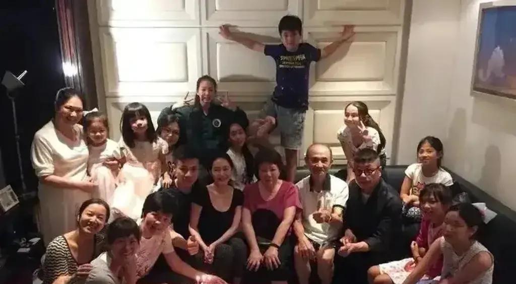 大S|张兰信托被击穿,黄春梅或心酸:得顾及大S生活,还要安抚具俊晔!