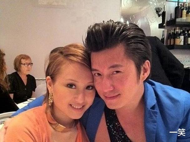 满江红|33岁何超云首晒与未婚夫合照,甜蜜牵手超恩爱,肚子微凸疑似怀孕