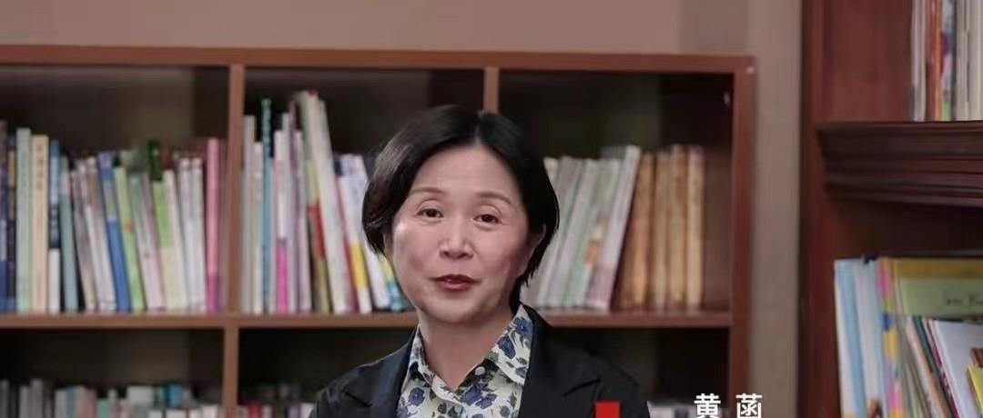 “情感导师”黄菡:近照老到认不出,倒追丈夫促成32年幸福婚姻