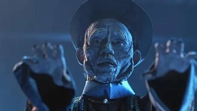 钱小豪|把僵尸片祸害完了，钱小豪你收手吧《僵尸山雀》