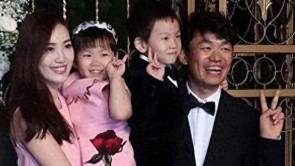 王宝强连夜发文警告前妻马蓉！秀恩爱可以，但是不要影响我的家庭