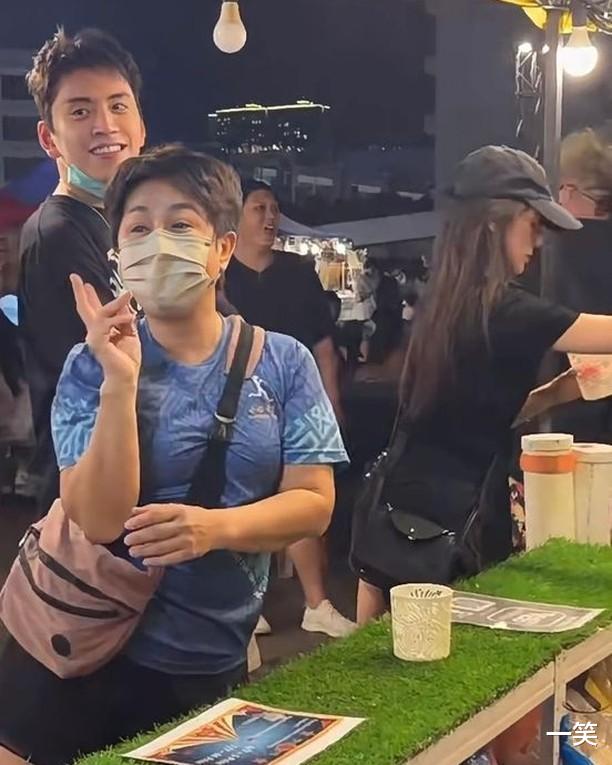 蔡卓宜|蔡卓宜带王大陆见家长后,两人十指紧扣甜蜜逛街,恩爱宛如夫妻