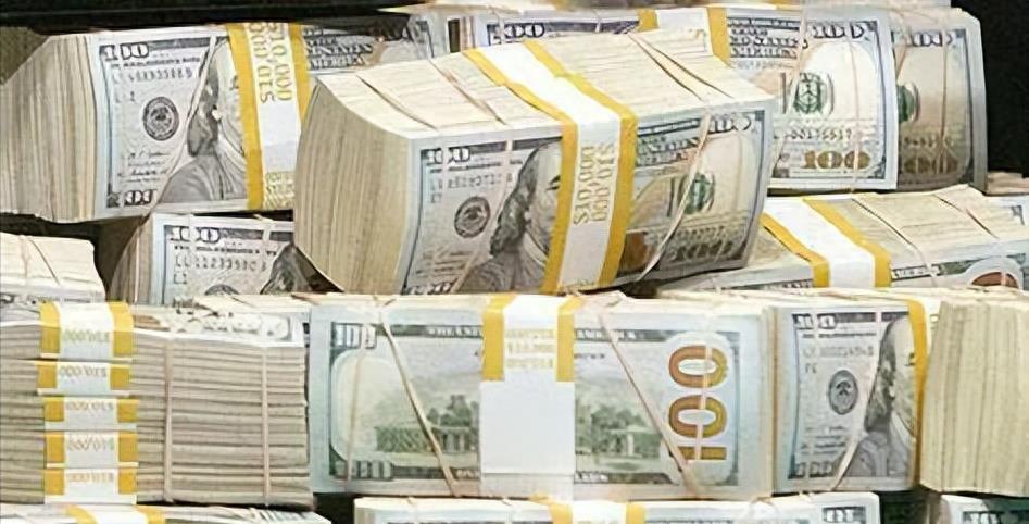 惊天大盗刘特佐：肥头大耳却泡遍女星名模，一手掏空马来西亚的国库