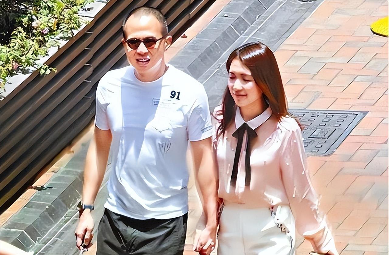 李泽楷:虽然我活成了李嘉诚,但绝不会让梁洛施成为下一个庄月明