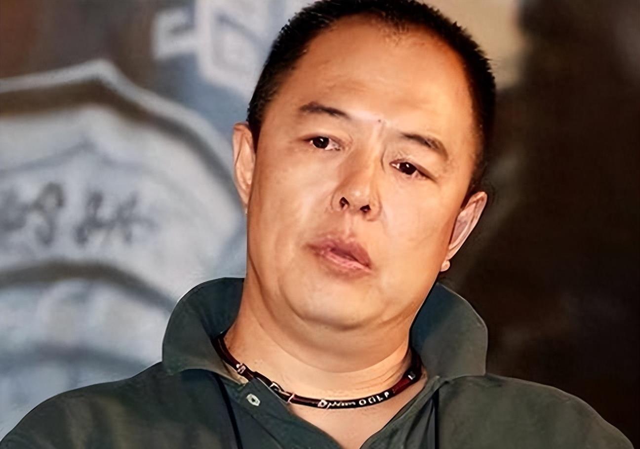 贪财又贪色,仗着资历在圈内“横行霸道”,这6位晚节不保真不冤