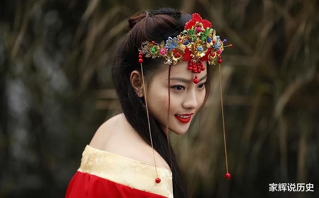 明明是临时被拉来客串，却演成经典的5位演员：多谢原定不演之恩