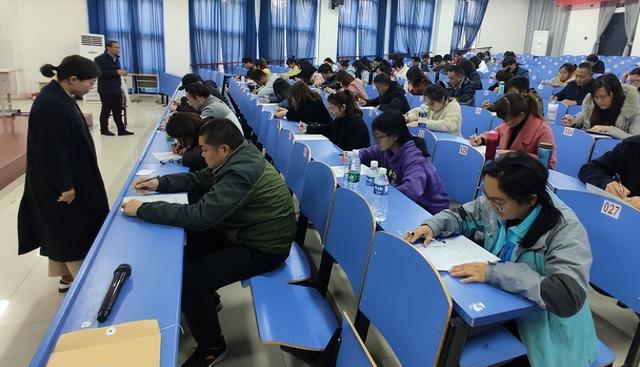 特岗教师|2023特岗教师公开招聘,预计招8万余人,报考门槛低福利待遇佳