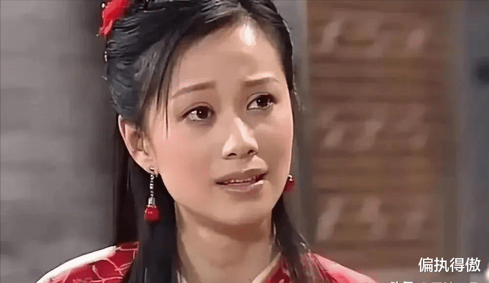 变性人、英年早婚、被列失信人员，真实的祝无双活得更累