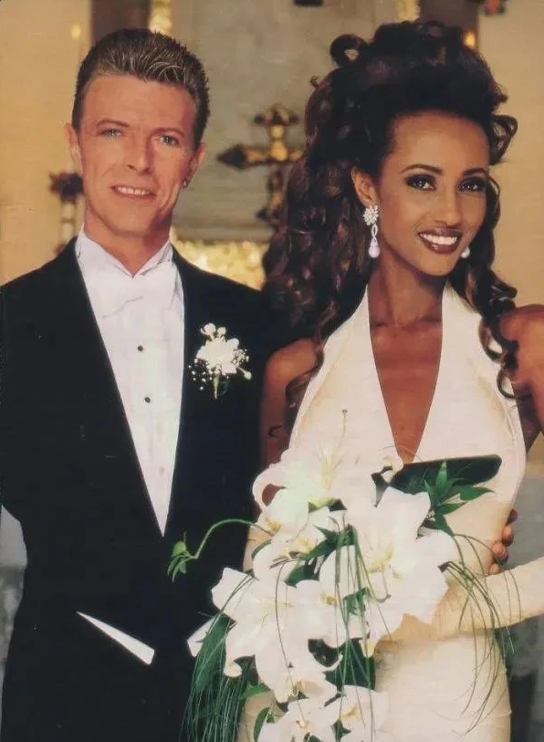 世界最美黑人:五官精致细腻,颜值超高,三婚嫁摇滚天王婚姻幸福