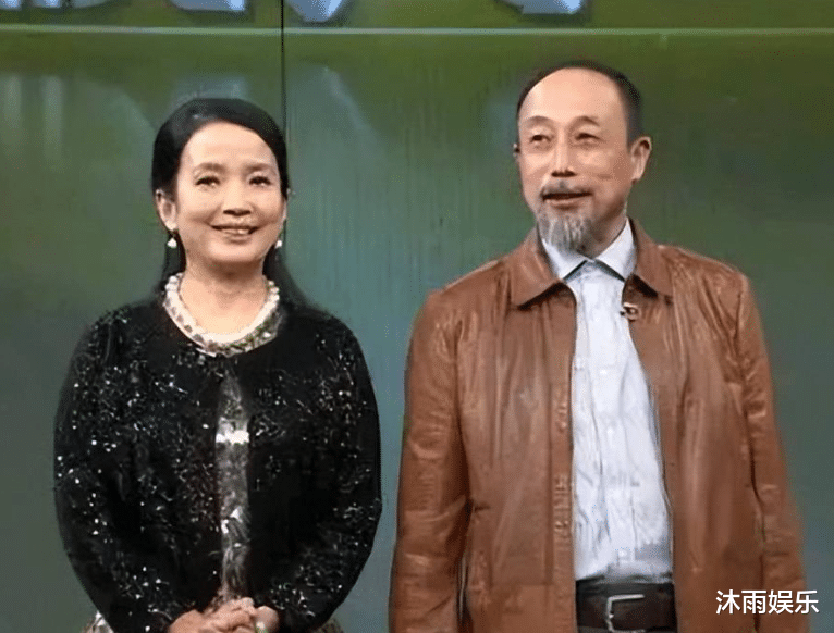 孙海英夫妇:在美靠捡垃圾年入400万,奈何回不了国内