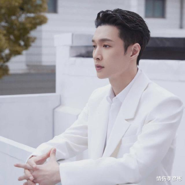 鹿晗|归国四子里,张艺兴与鹿晗的差距,已经渐行渐远