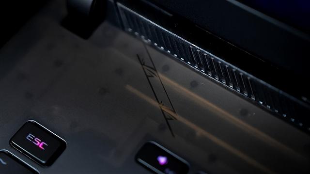 ROG游戏本、全能本三大升级：首发独占、全新屏幕、狂暴散热