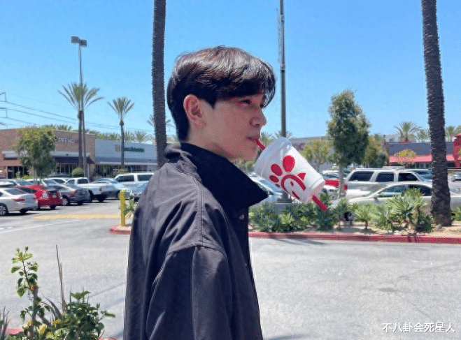 张智霖代言爆雷!细看他家的豪气花销,就明白为何明星代言无底线