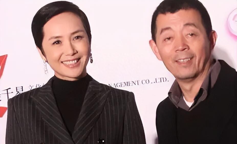 “包养门”事件再升级！56岁的蒋雯丽，不再被世界宽容