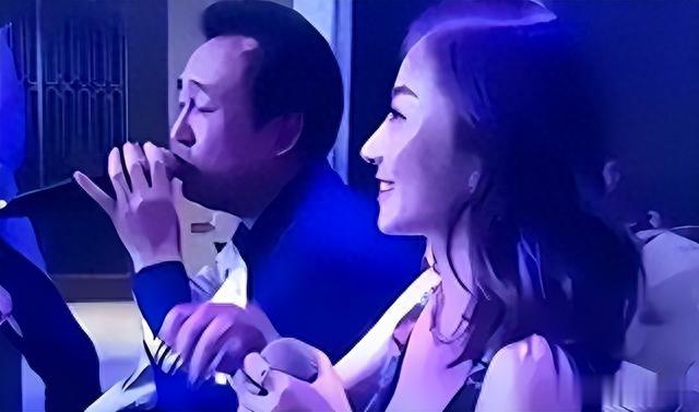 深扒许家印黑料,发现他视美女员工为家人,与多位女明星关系密切