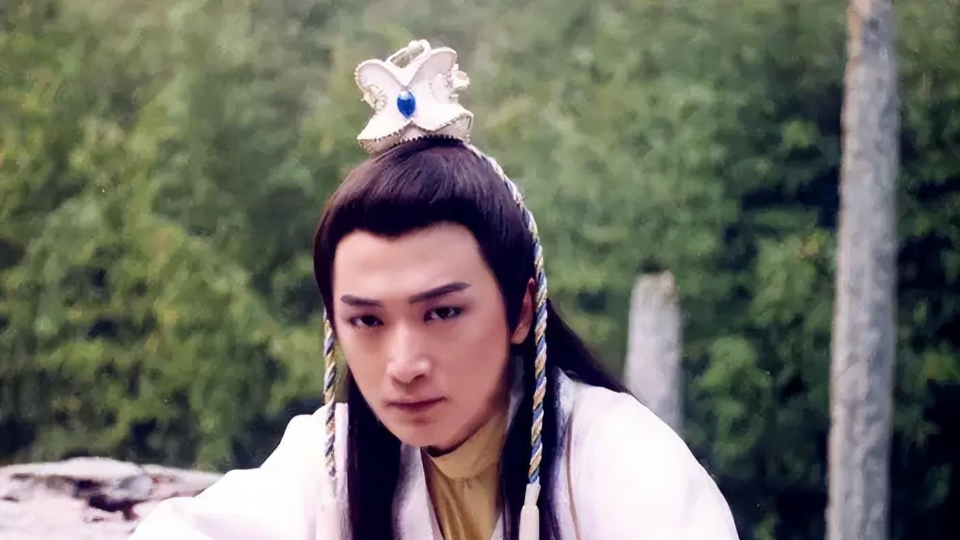 年轻时帅出天际，年老时“丑绝人寰”男明星，岁月真是一捧猪饲料