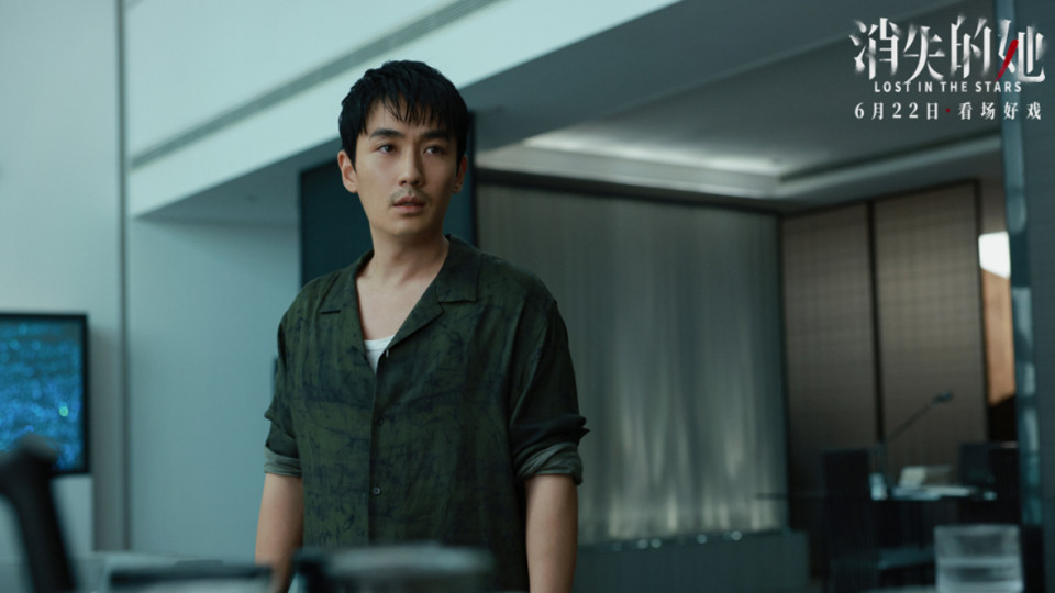 中国观众骂烂片，海外观众却当宝！破103亿夺2023全球年冠，逆袭惊人！