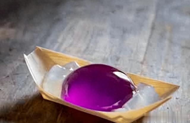 冰粉|中国人“吃到吐”的民间小吃，在国外成奢侈品，还起了个洋名字？