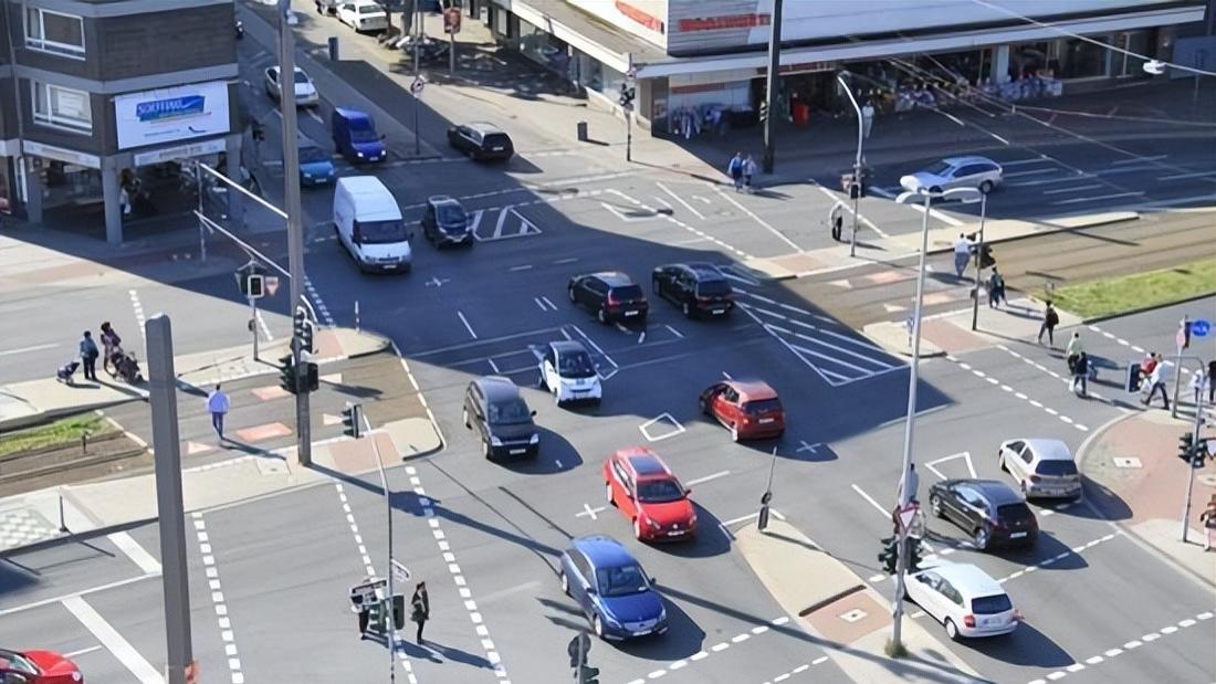 支付宝集五福|顶流回归，被迫再度游走在边缘的聚合平台，还有立足之地？