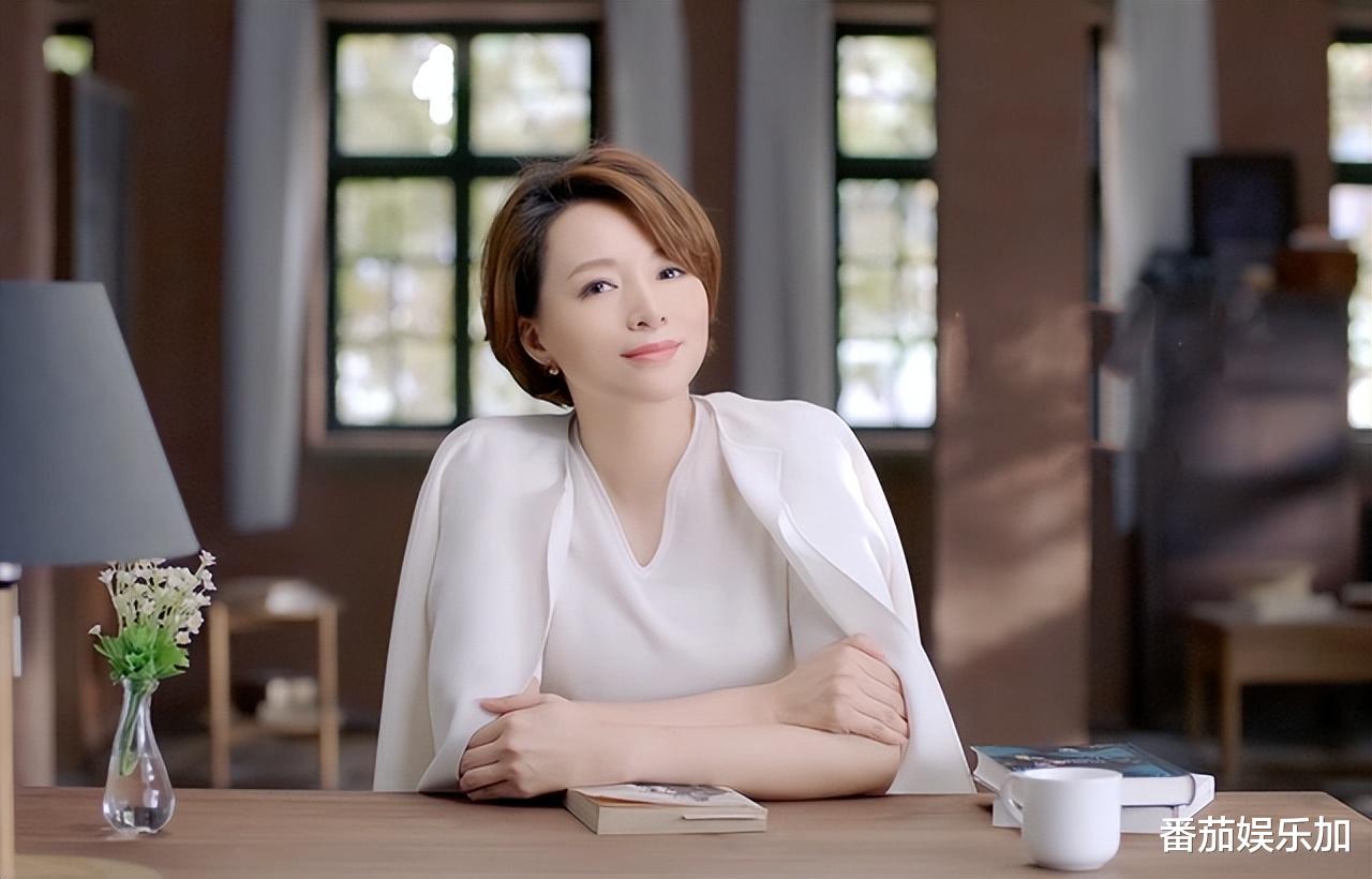 央视|大瓜!央视又一综艺节目遭停播!主持人主动辞职引热议