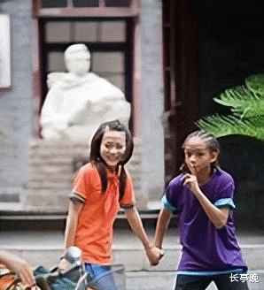 成龙|导演为了捧儿子出资请成龙客串《功夫梦》,成龙:给的少了