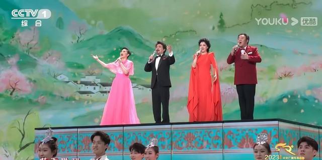 春晚|深度剖析兔年央视春晚不受观众待见的四大原因