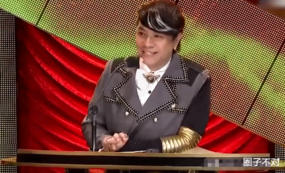 刺激，明星下不来台的尴尬现场，刘亦菲笑容消失，黄渤不愧高情商