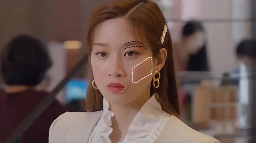 她一夜间长出了神似冰冰的猛虎出山脸,韩国审美却无福消受了?