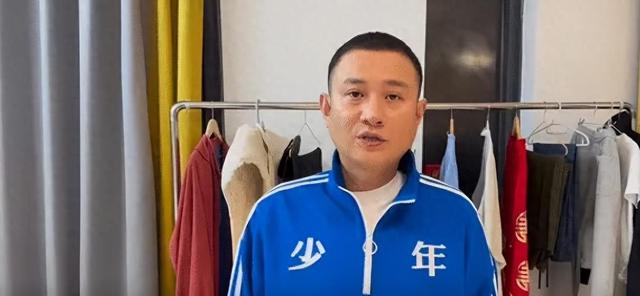 39岁文章最新照片被曝光!脸发腮严重,眼神木讷无神,状态不佳!