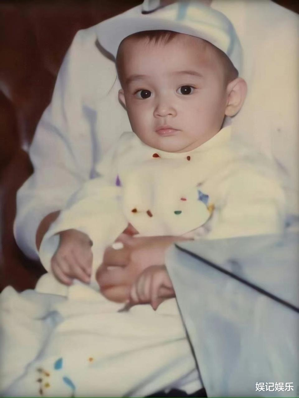 胡歌|胡歌为女儿小茉莉办百日宴,伴手礼超有心,妥妥女儿奴一枚