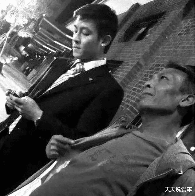 明星|轰动亚洲的“艳照门”最关键人物去世,陈冠希发文痛别如父的龙哥