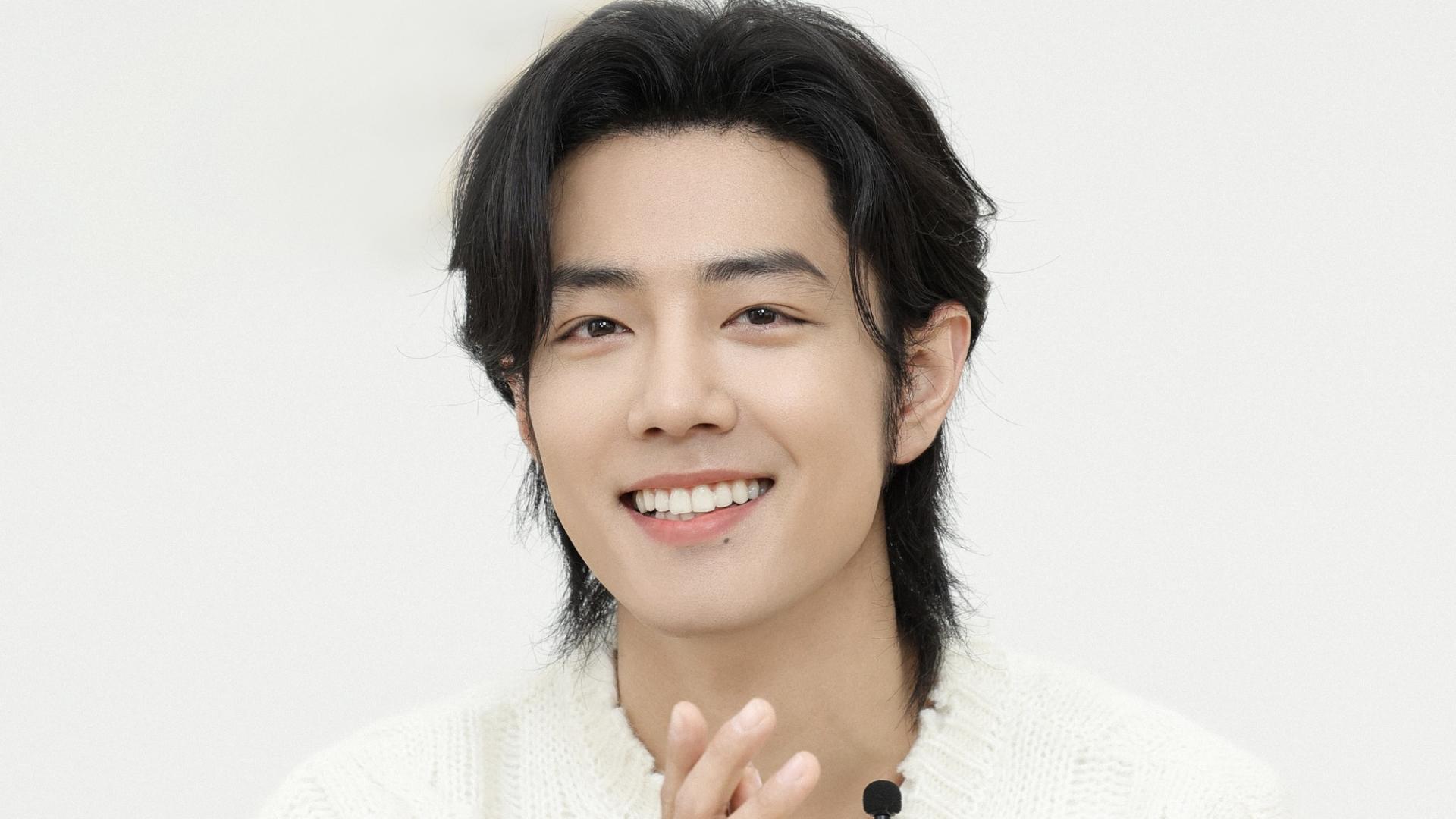 限定“长发肖战”没有了，肖战发动态剪头发，超百万人点赞