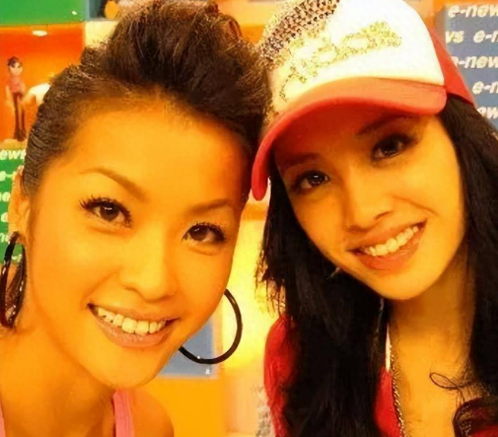 女星黄瑜娴:天生没子宫,因无法生育被老公抛弃,今43岁苦尽甘来