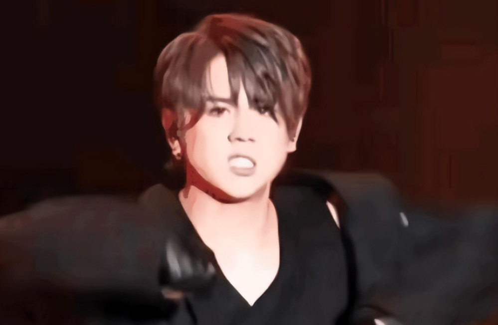 姜涛|香港“顶流”姜涛的爆火和离谱热搜,让我感叹资本力量太强大