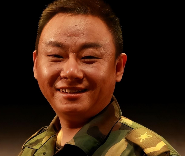 春晚|国家一级演员，10登春晚，陪妻子抗癌23年，倾家荡产依旧不离不弃