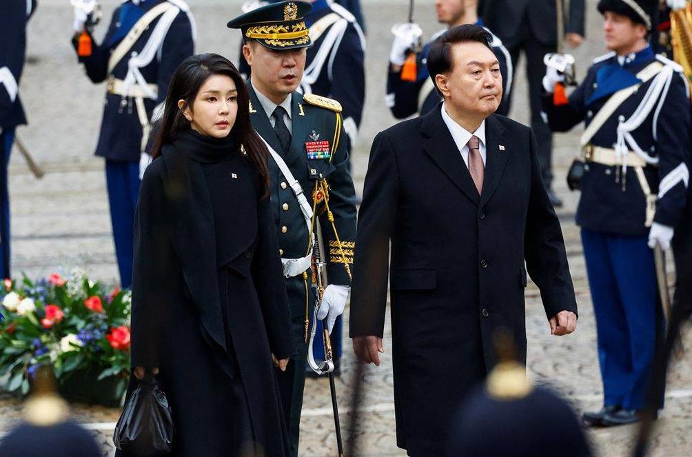 韩娱再曝大瓜！李善均自杀背后疑似有内幕，韩网曝出更多猛料！